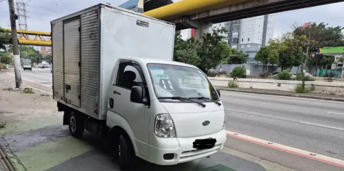 Kia Motors Bongo K-2500 2.5 4X2 TB Diesel 2011