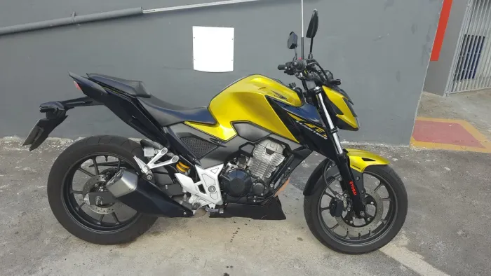 Honda CB 300F Twister