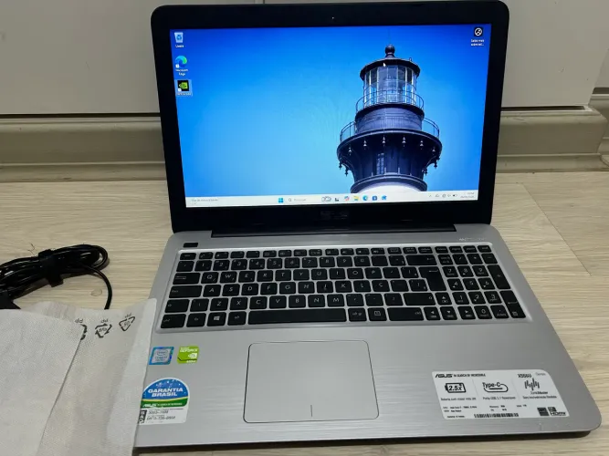 Notebook ASUS X556U Core i7 | 8GB RAM | SSD 240GB | GeForce 930MX