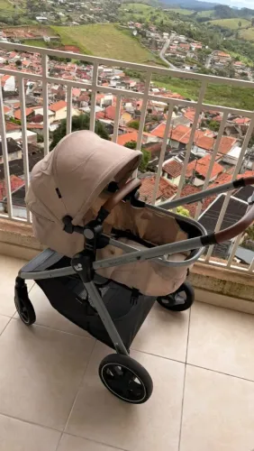 Carrinho Maxi-Cosi Anna