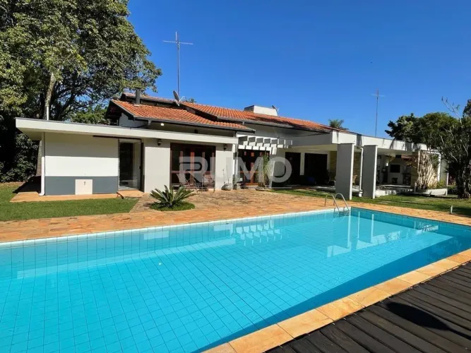 Chácara à venda em Campinas, Loteamento Chácaras Vale das Garças, com 3 quartos, com 1800 