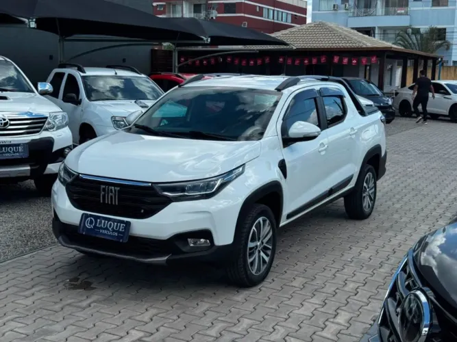 Fiat Strada Volcano 1.3 Flex 8V CD 2023