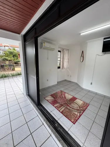 Alugo sala comercial Canasvieiras 