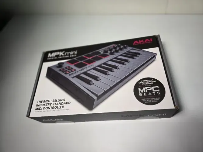 Teclado controlador AKAI MPK MINI - Novo