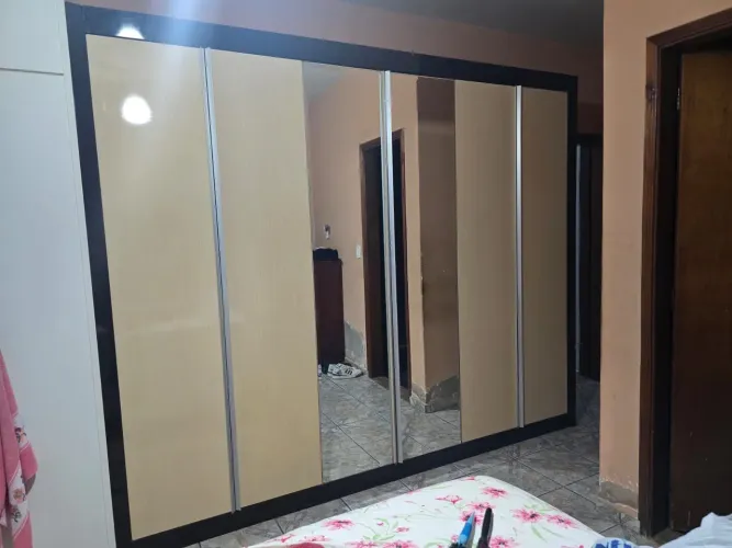 Guarda roupa casal