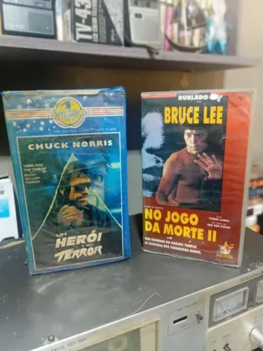 2 vhs Bruce Lee e chuck noris