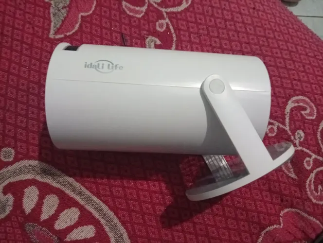 Vendo projetor semi novo