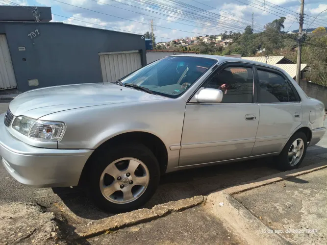 Toyota Corolla XEI 1.8/1.8 Flex 16V Aut. 2000
