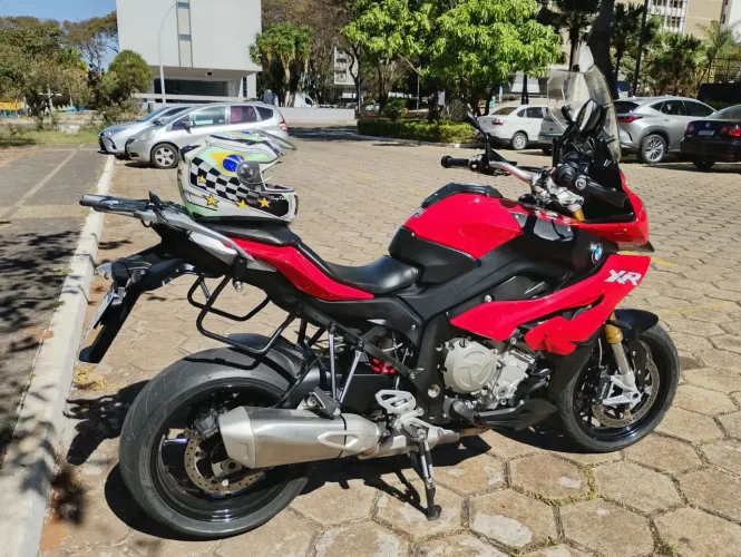 BMW S1000 XR 2015/2016 super conservada