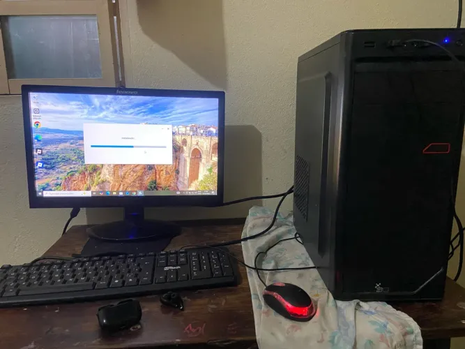 Vendo pc simples completo