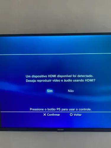 PlayStation 3 - Com 5 jogos e sem controles