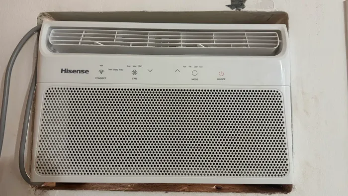 Ar condicionado de Janela Hisense - Wi-Fi e controle remoto