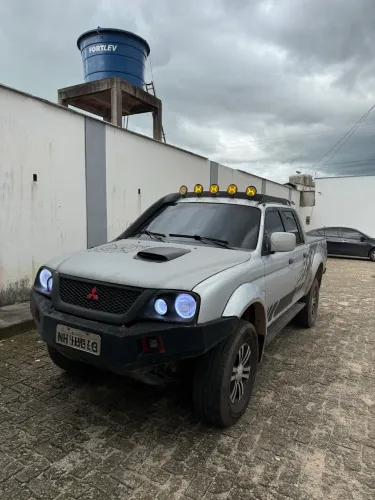 Mitsubishi L200 Outdoor HPE 2.5 4X4 CD T.dies. Mec. 2008