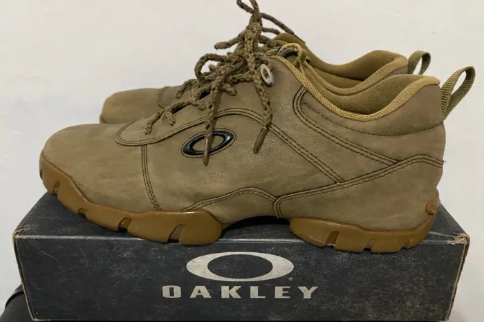 Tênis Oakley Enduro Original Caqui N43