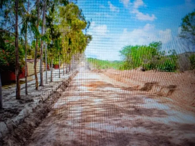 Dois terrenos juntos, R$40.000 cada, 20x40m, QUADRA "A", Loteamento Fazenda Gravatá II