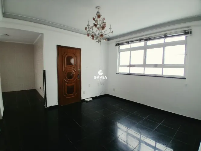 Apartamento à venda no Gonzaga em Santos.