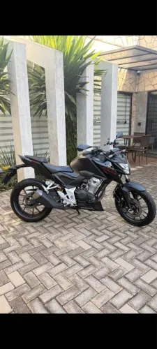 Honda/CB 300 Twister CBS Pneus novos , IPVA PAGO ,VALOR: R$22 mil