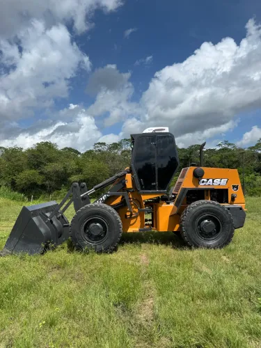 Pá carregadeira W20e