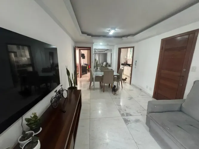 Apartamento com 3 quartos sendo 1 suíte 2 banheiros 2 vagas