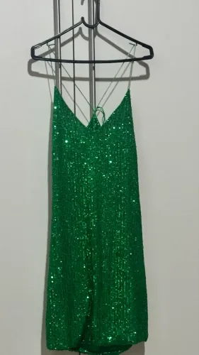 Vestido paete marca TOLI