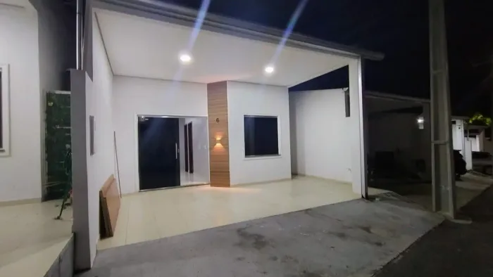 Aluguel de Casa Condomínio Residencial Berlin, Parque Dez de Novembro 