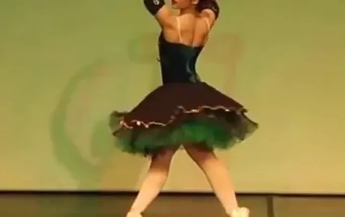 Tutu Figurino Ballet Esmeralda - Russo - TAM 40