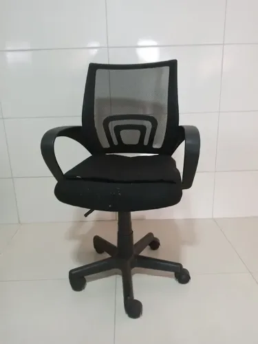 Cadeira de escritório confortável 
