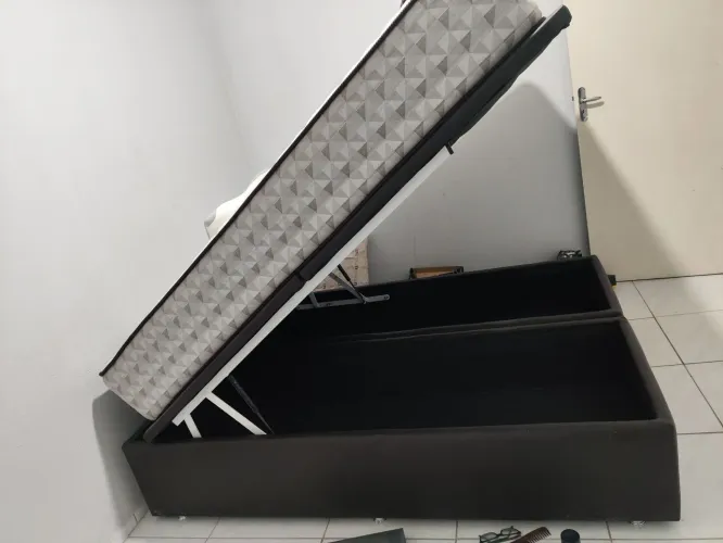 Cama box