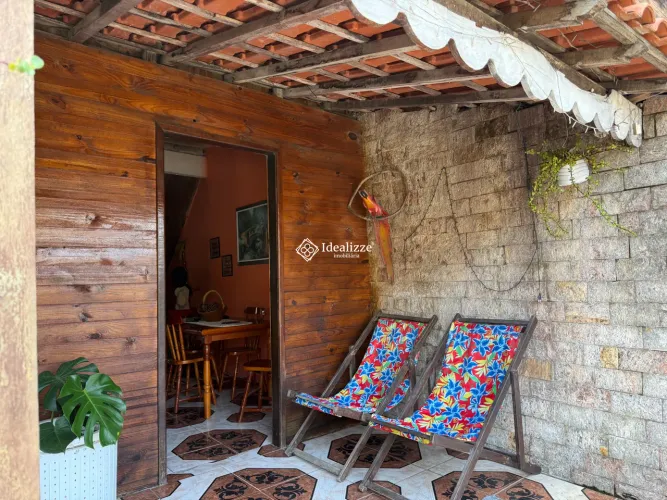 Casa para Venda em Barra Mansa / RJ no bairro Colônia Santo Antonio
