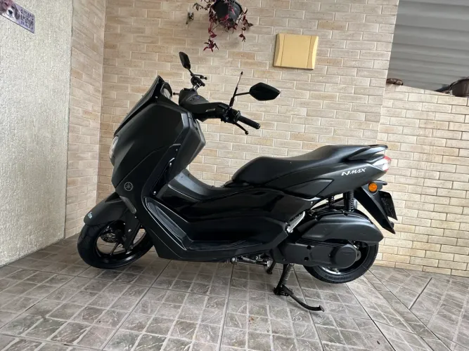 Nmaxx muito bem conservada, mecânica ok, doc ok, chave de presença reserva e manual