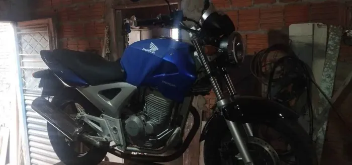 2004 Honda cbx 250 azul