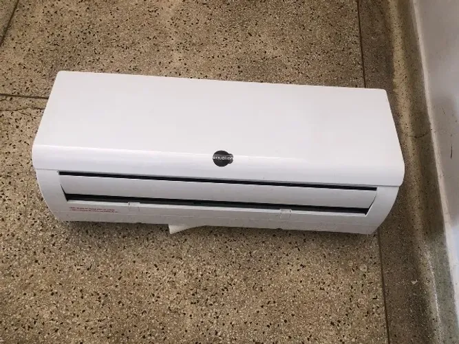 AR Condicionado AGRATTO 9000 BTUS