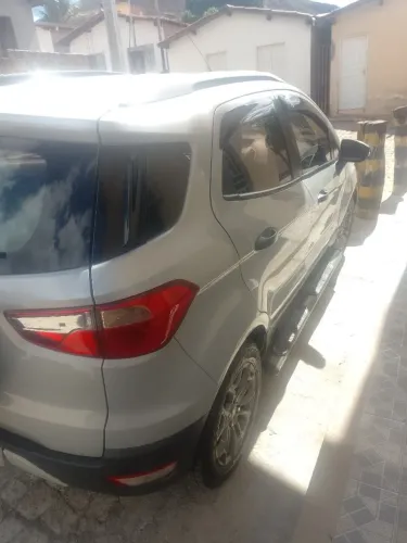 Ford Ecosport Freestyle 1.6 16V Flex 5P 2013