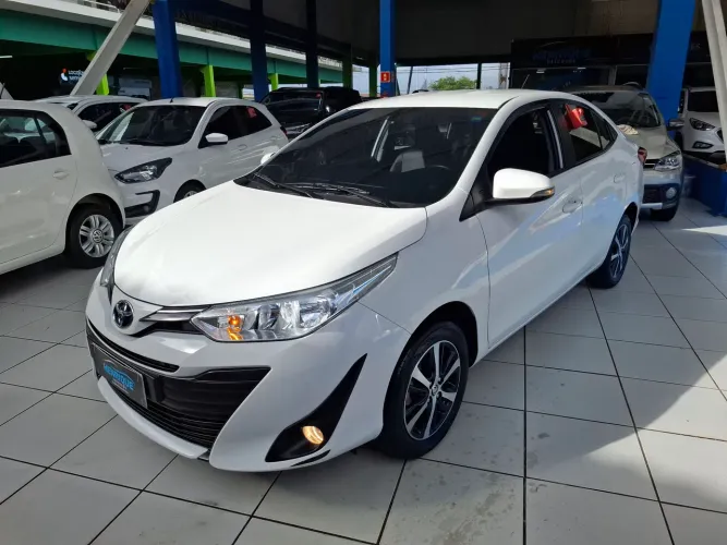 Toyota Yaris XS Connect Sedan 1.5 Flex 16V AUT 2022
