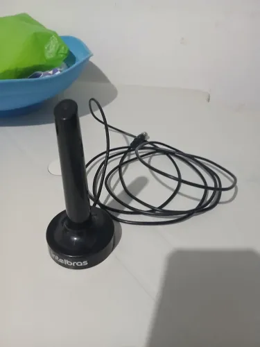 Vendo uma Antena Digital Interna Nova Nunca foi Usada marca Intelbras  Tel *55