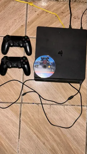 Ps4 slim