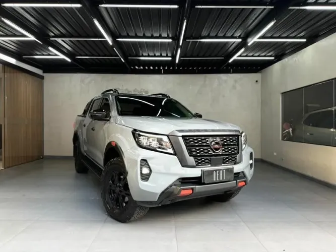 Nissan Frontier Pro4x CD 4X4 2.3 Bi-TB Die. AUT 2024