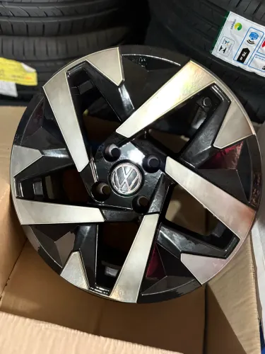 Jogo de rodas r15 novas Volkswagen 