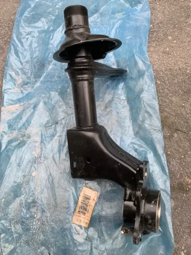 Tubo de Apoio / Torre da Suspensão Dianteira Direita - Original VW