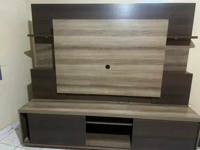 VENDO Estante com painel