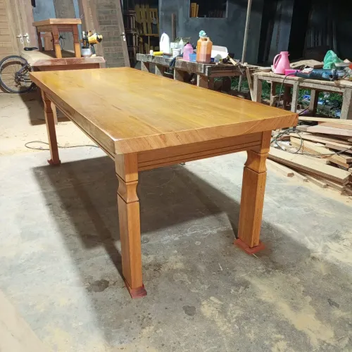 Mesa de Madeira Macica 2,00m - Tampo Grosso 5cm - Pe Torneado - Sob Medida