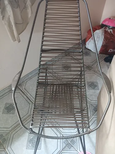 Cadeira de balanço de macarrão