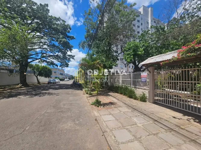 Casa com terreno de 691, m², no Bairro São Jorge NH, imediações da Escola Adventista