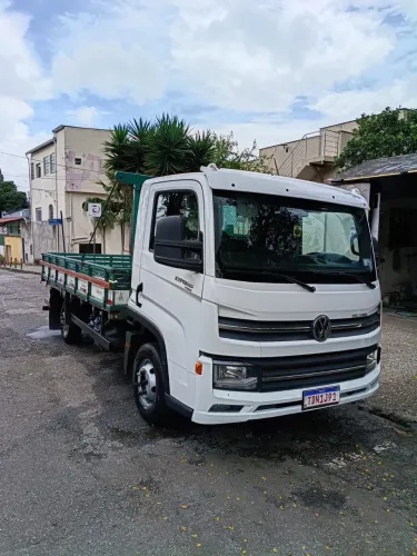 VW Express Delivery DRF 4x2 2025