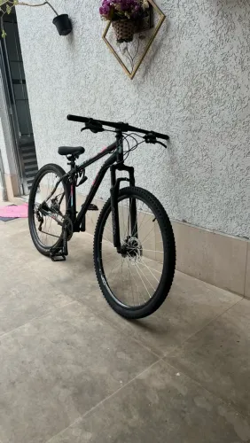 Bicicleta aro 29 colli