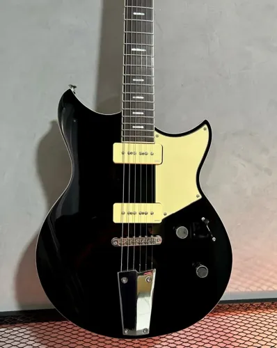 Guitarra Yamaha Rss02t P90