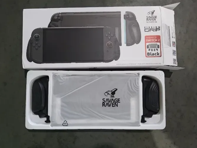 Capa FissionGrip preta para Nintendo Switch 02 da Savage Raven
