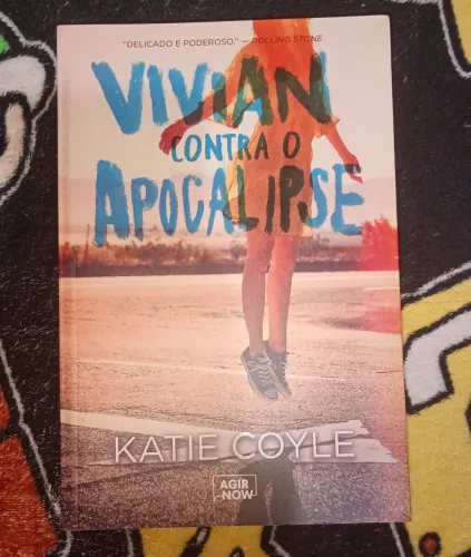 Livro "Vivian conta o apocalipse" de Katie Coyle