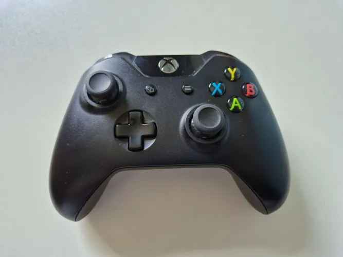 Controle XBOX preto