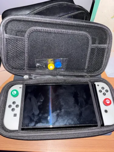 Nintendo switch oled 256GB
